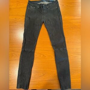 Rag & Bone 100% lamb leather 10 % elastane. size 27 lose.